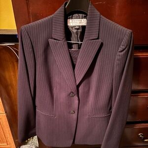 Women’s Professional Skirt Suit